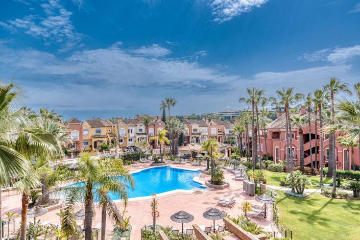 Image No.27-2 Bed Property for sale