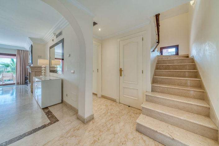 Image No.8-2 Bed Property for sale