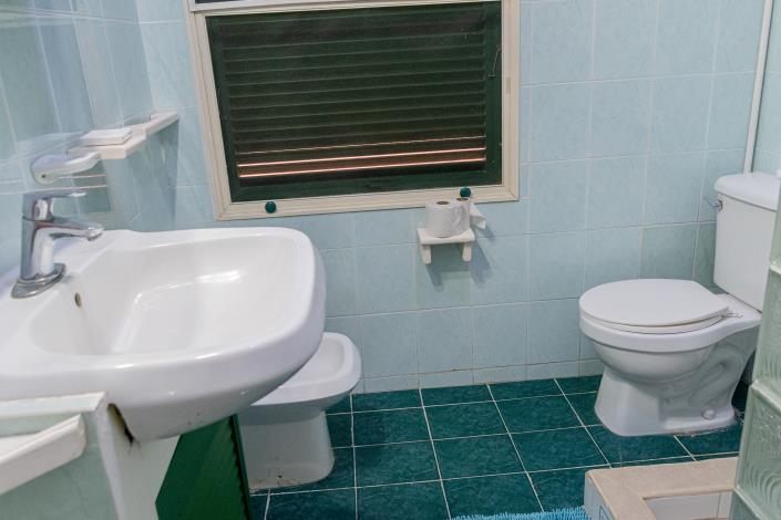 Image No.15-3 Bed Condo for sale