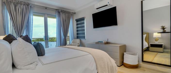 Image No.6-3 Bed Condo for sale