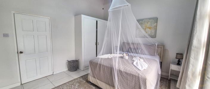 Image No.10-3 Bed House/Villa for sale