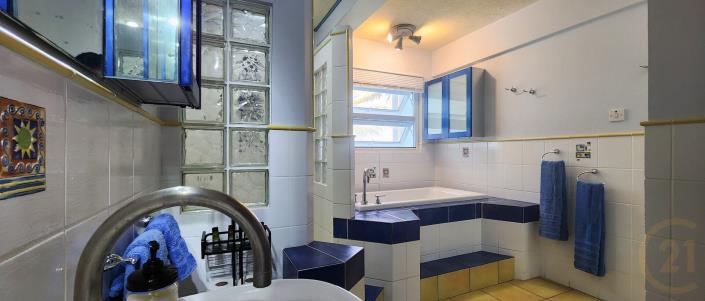 Image No.20-4 Bed House/Villa for sale