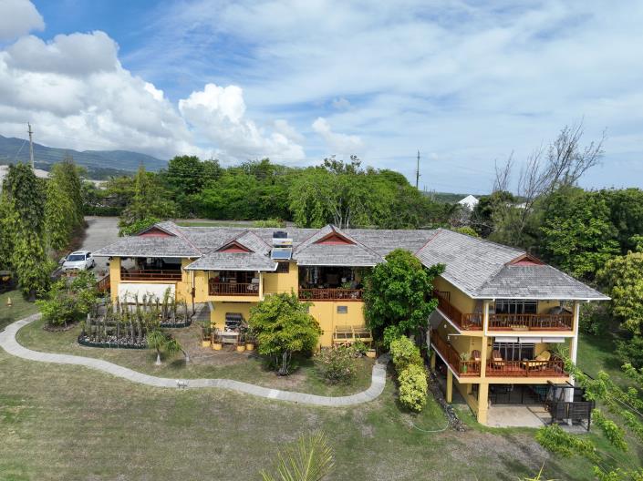 Image No.4-Villa de 4 chambres à vendre à Saint George