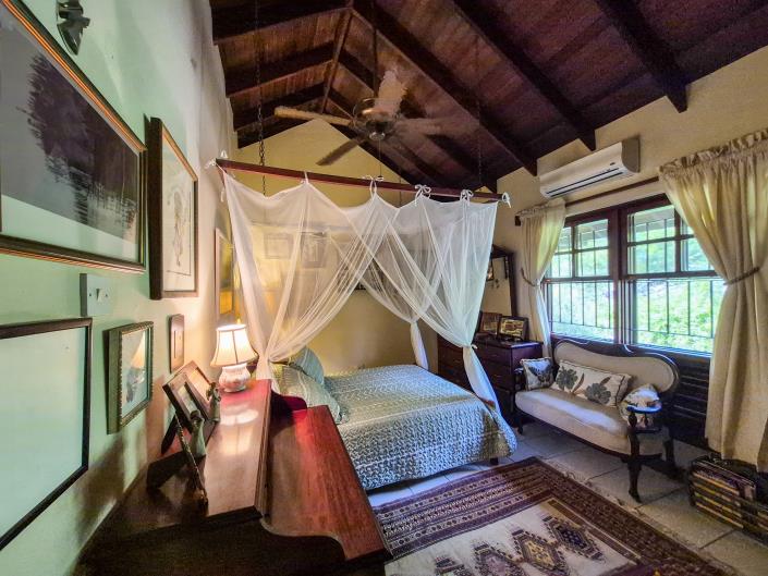 Image No.15-Villa de 4 chambres à vendre à Saint George