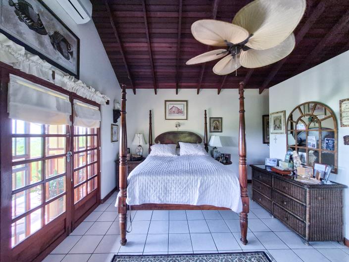 Image No.24-Villa de 4 chambres à vendre à Saint George