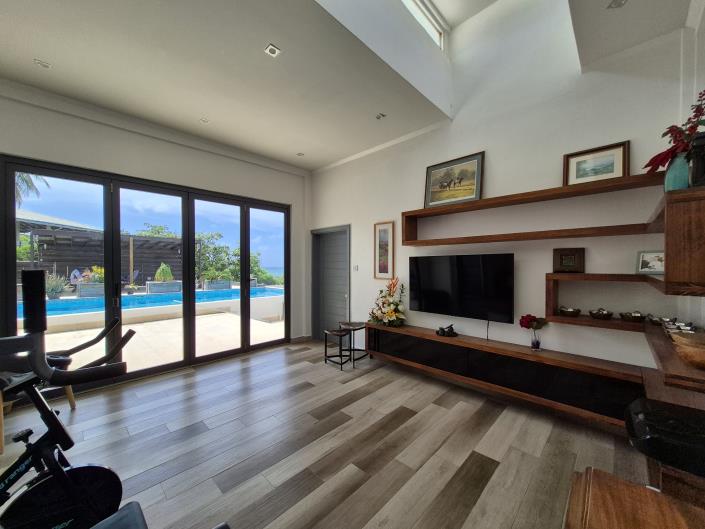 Image No.10-4 Bed Villa for sale