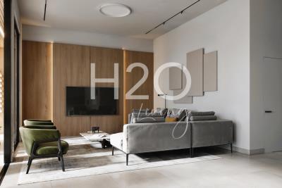 Model-Lounge2