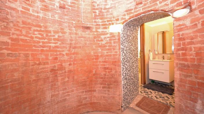 Image No.16-3 Bed Townhouse for sale