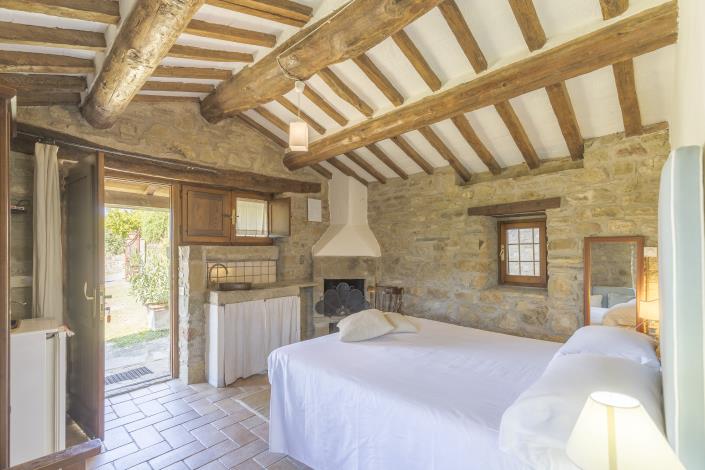 Image No.16-6 Bed Country House for sale