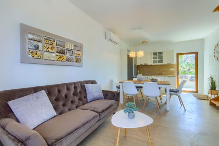 Image No.3-3 Bed Country House for sale