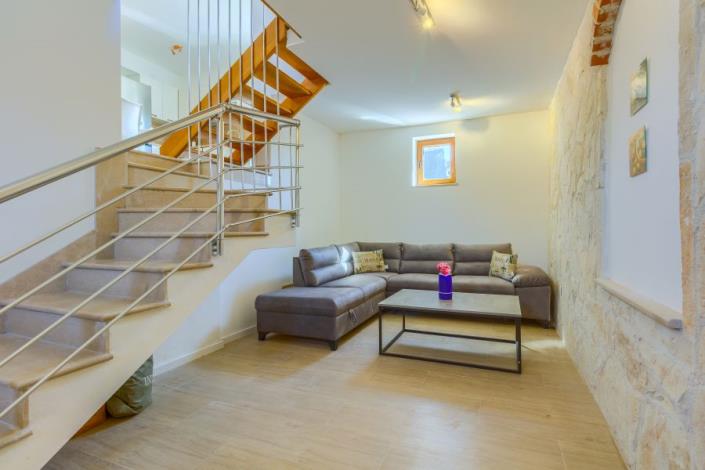 Image No.6-3 Bed Country House for sale