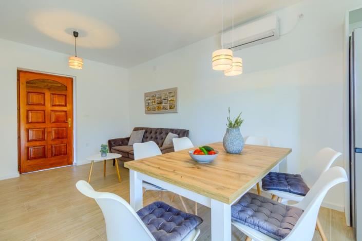 Image No.9-3 Bed Country House for sale