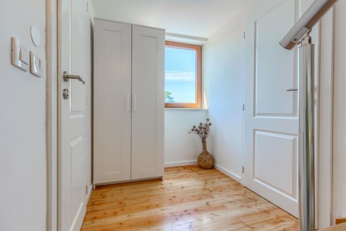 Image No.10-3 Bed Country House for sale