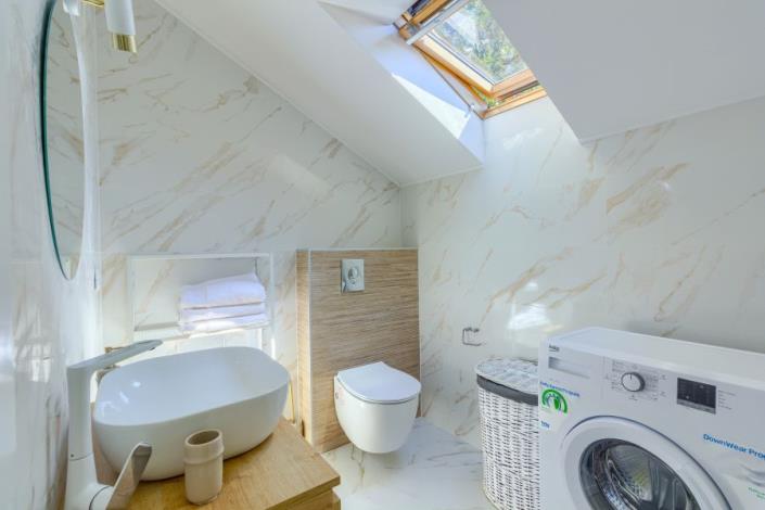 Image No.16-3 Bed Country House for sale