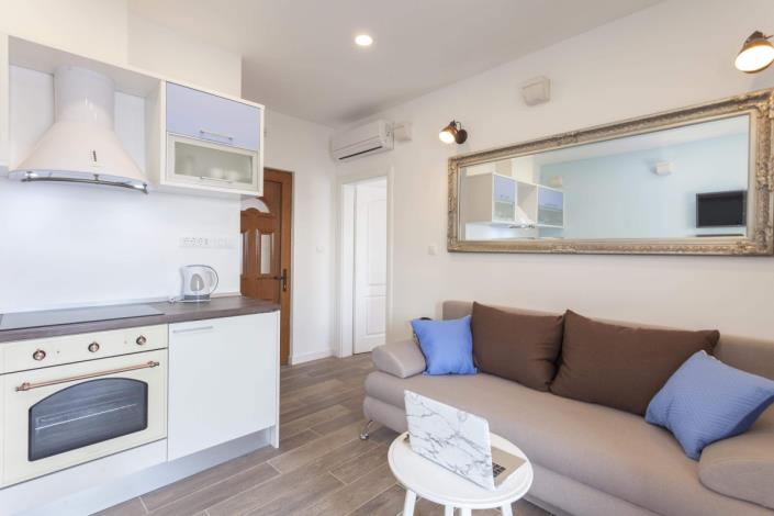 Image No.2-Maison de campagne de 3 chambres à vendre à Makarska