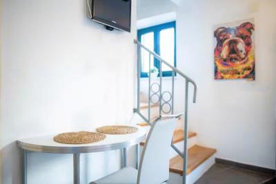 002-2051-52-Hvar-Stone-house-in-a-picturesque-location-for-sale