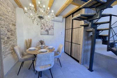 002-2055-02-kastela-three-storey-newly-renovated-stone-house-for-sale