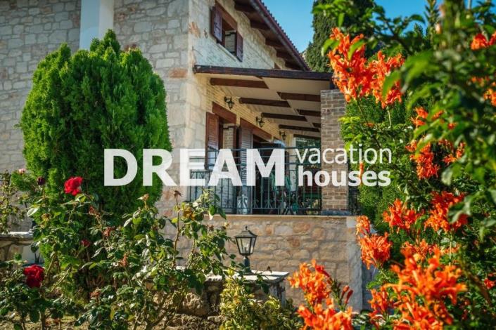 Image No.1-5 Bed House/Villa for sale