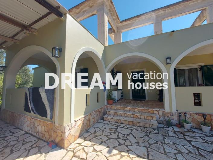 Image No.2-2 Bed House for sale