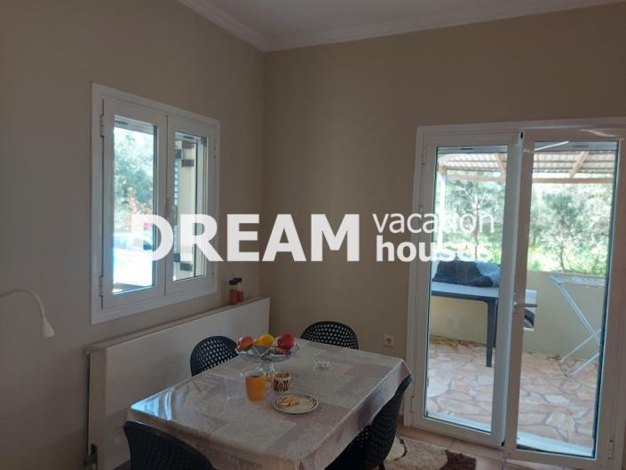 Image No.11-2 Bed House for sale