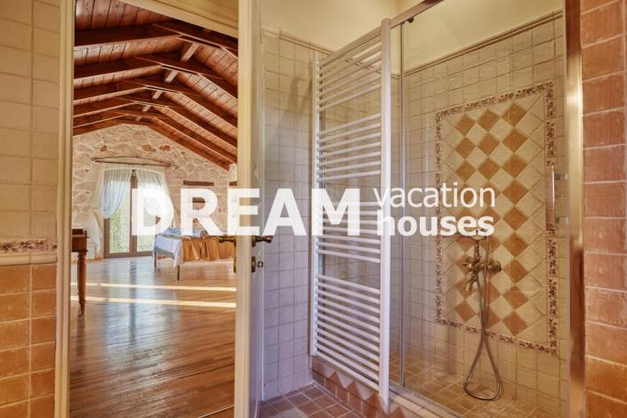 Image No.14-4 Bed Villa for sale