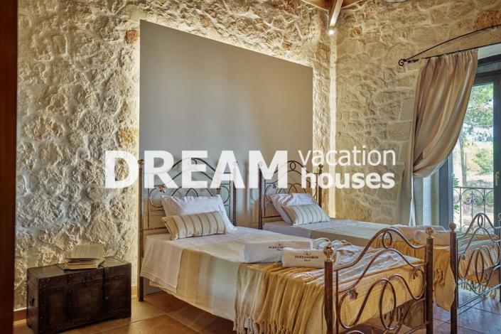 Image No.16-4 Bed Villa for sale