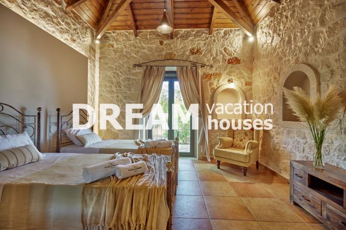 Image No.24-4 Bed Villa for sale