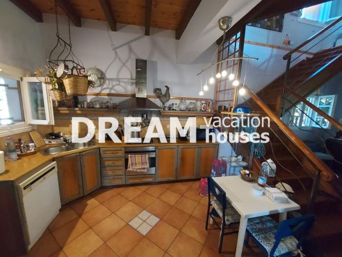 Image No.9-3 Bed House for sale