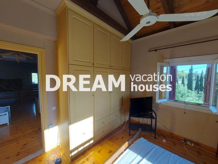 Image No.27-3 Bed House for sale