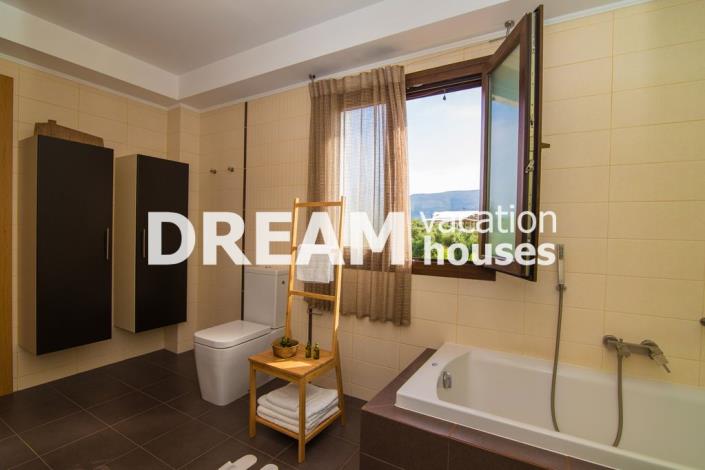 Image No.18-4 Bed Villa for sale