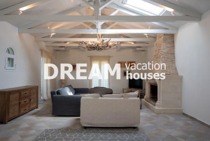 Image No.11-5 Bed Villa for sale