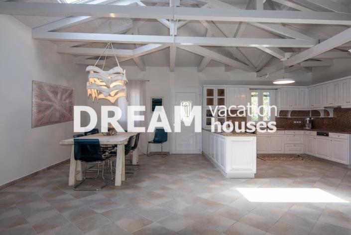 Image No.7-5 Bed Villa for sale