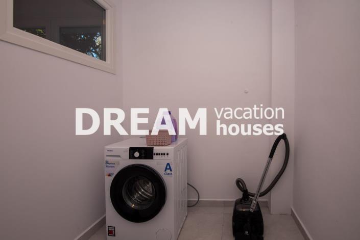 Image No.46-5 Bed Villa for sale