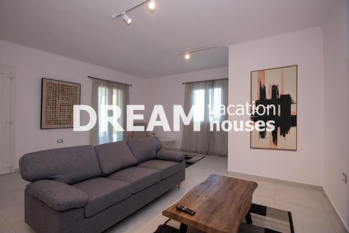 Image No.52-5 Bed Villa for sale