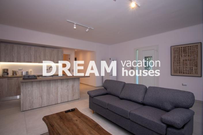 Image No.55-5 Bed Villa for sale