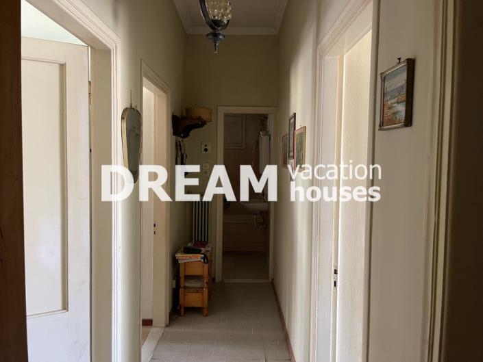 Image No.15-3 Bed House for sale