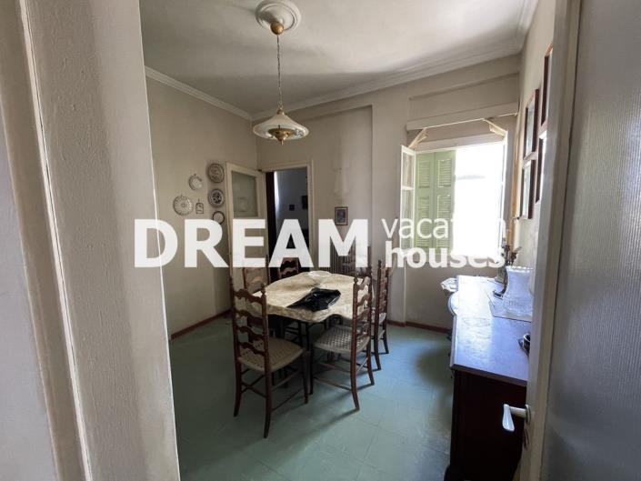 Image No.21-3 Bed House for sale