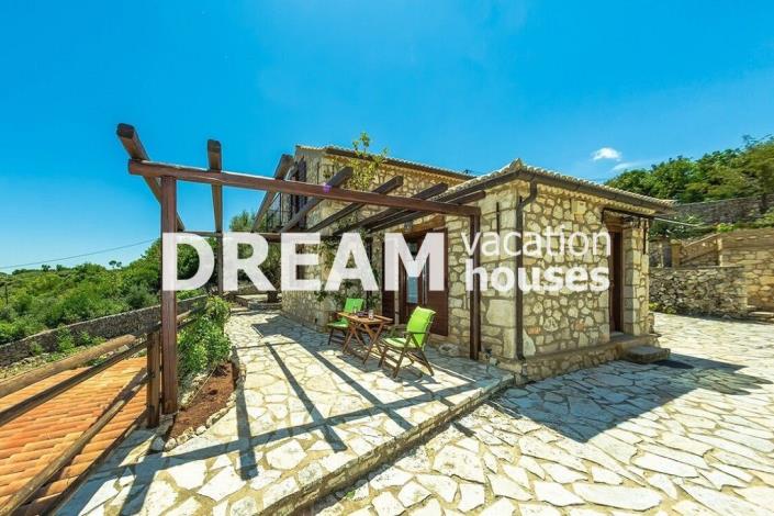 Image No.41-8 Bed Property for sale