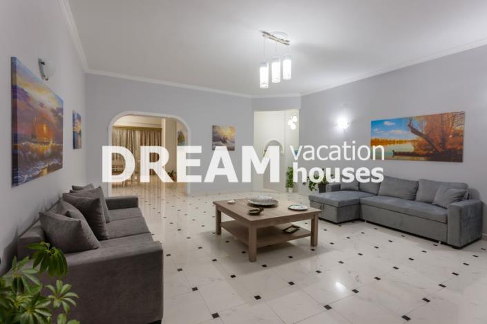 Image No.8-Propriété de 8 chambres à vendre à Zante