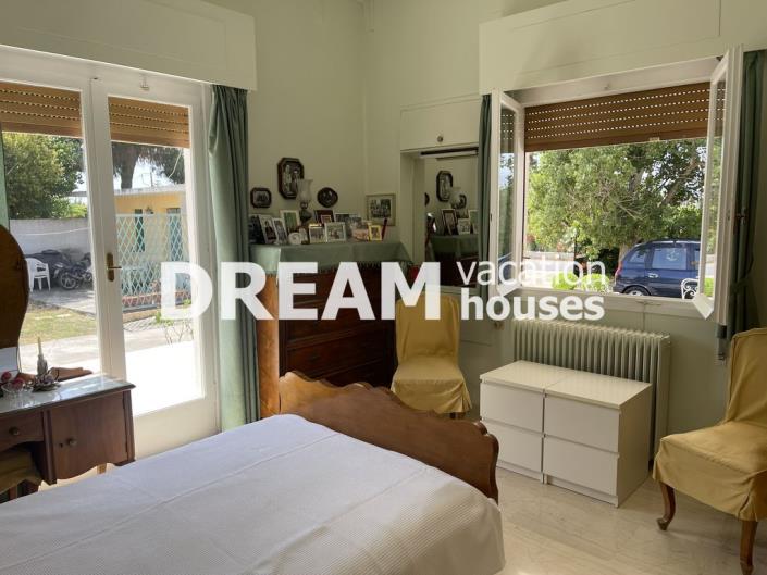 Image No.13-5 Bed House for sale