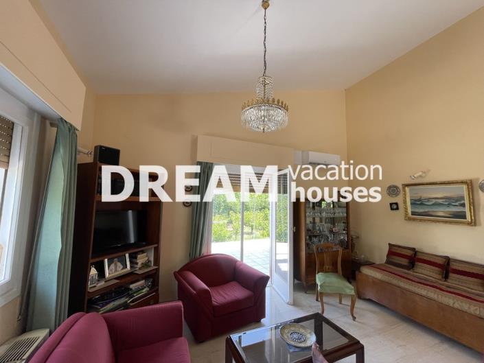 Image No.19-5 Bed House for sale