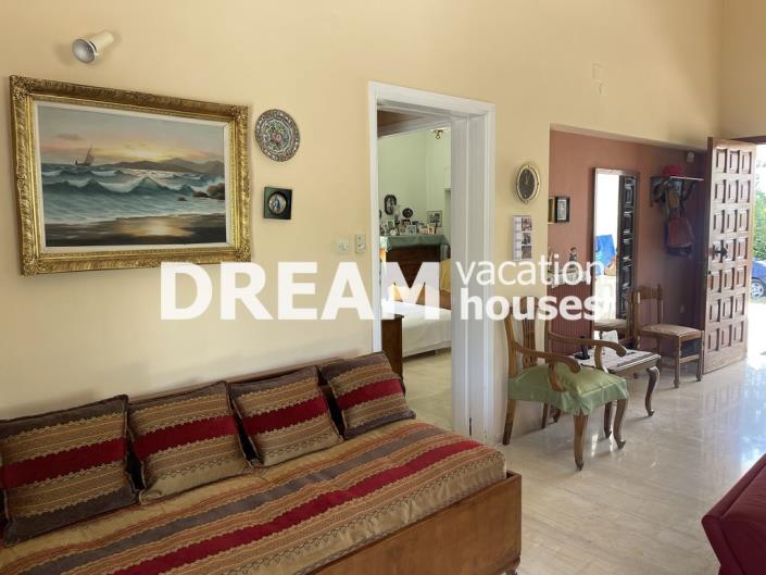 Image No.20-5 Bed House for sale