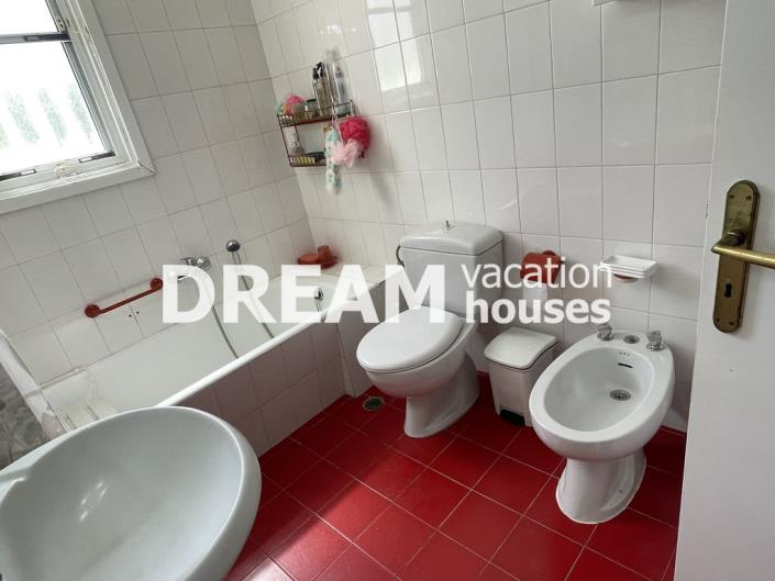 Image No.11-5 Bed House for sale