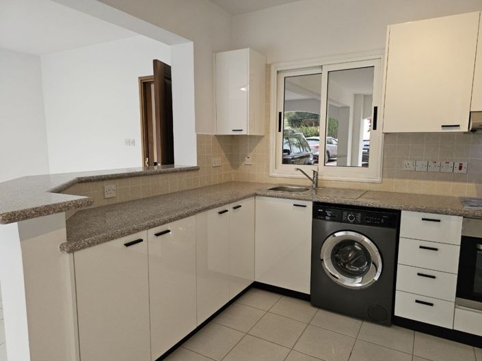 Image No.8-2 Bed Apartment for sale