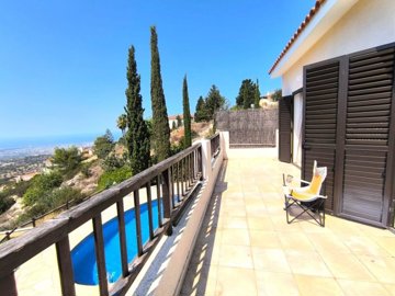 Detached Villa For Sale  in  Tsada