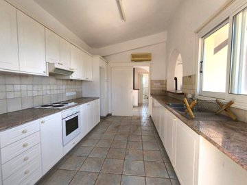 Detached Villa For Sale  in  Tsada