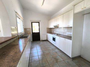 Detached Villa For Sale  in  Tsada