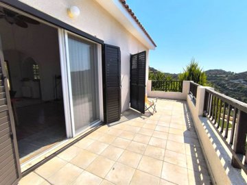 Detached Villa For Sale  in  Tsada