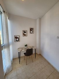 Town House For Rent  in  Peyia