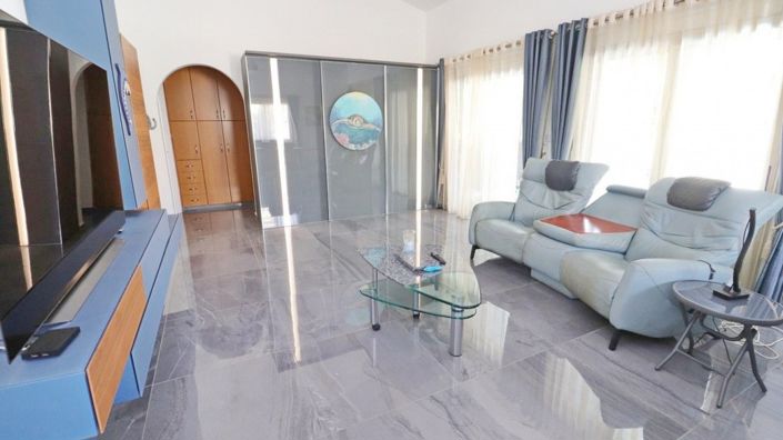 Image No.12-3 Bed Bungalow for sale